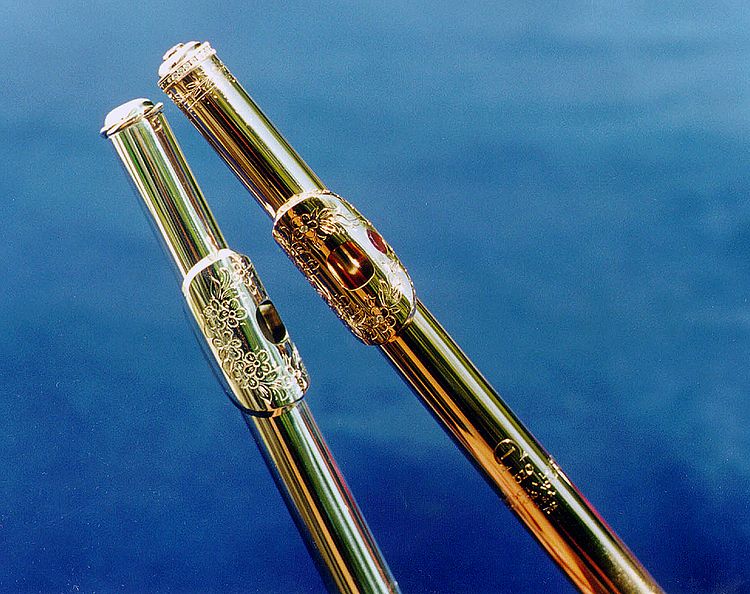 Landell Flutes Engraving